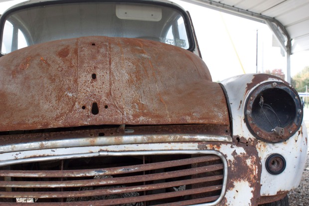 southern illinois, rusty car, abandoned car